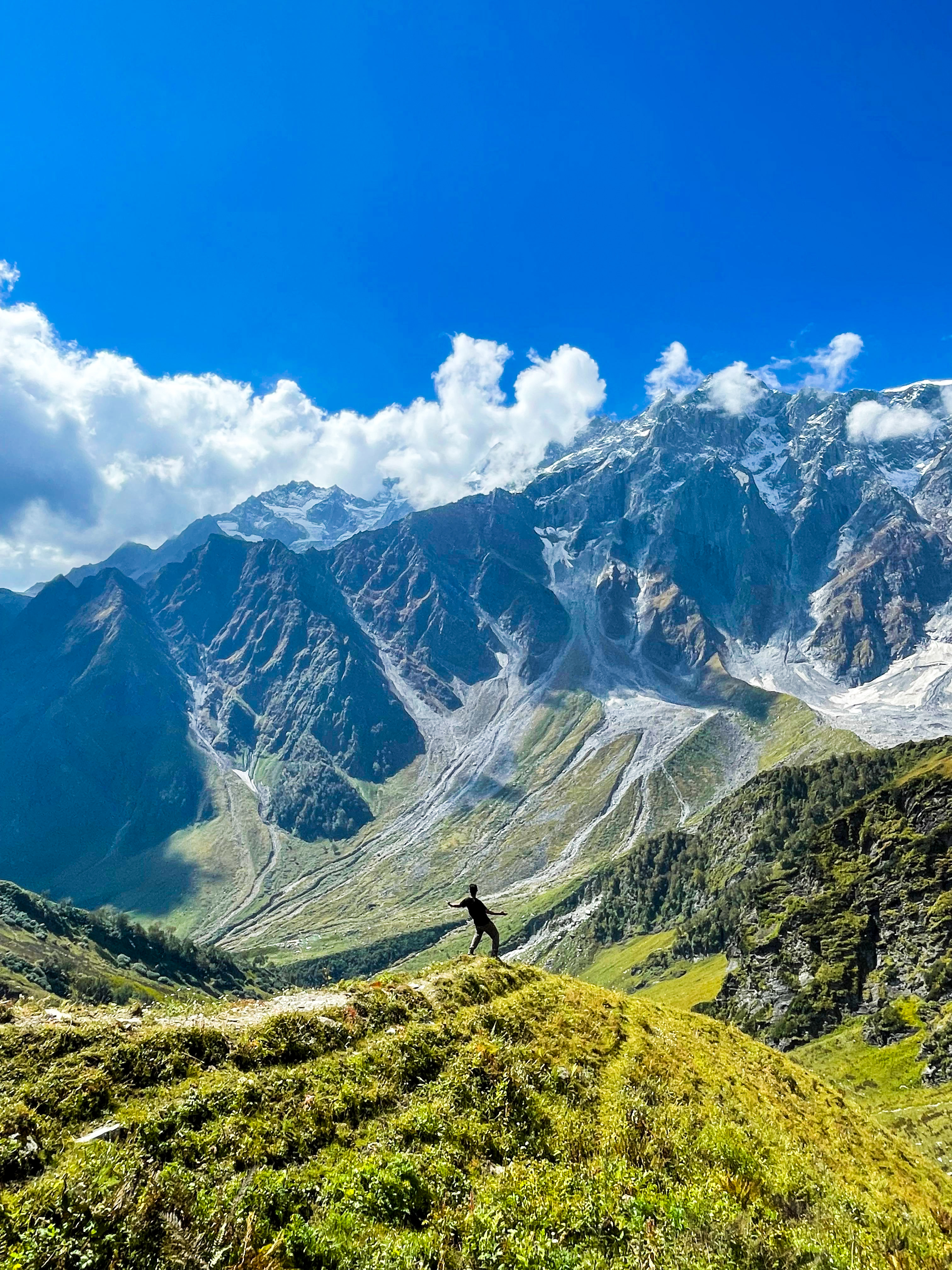 Photo with the Hamuman Tibba peak